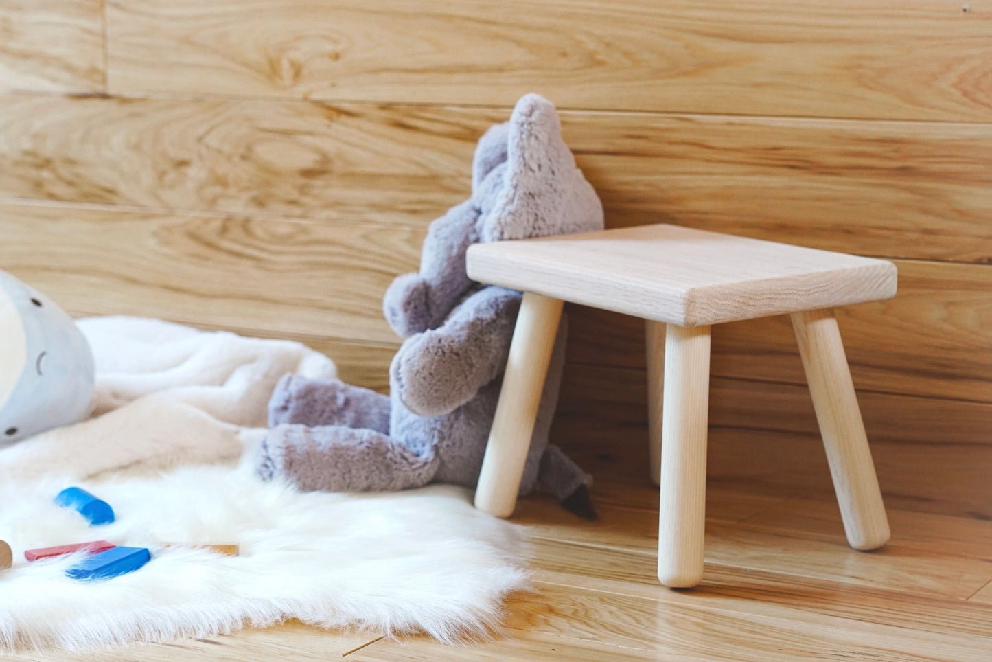 Round Edge Stool